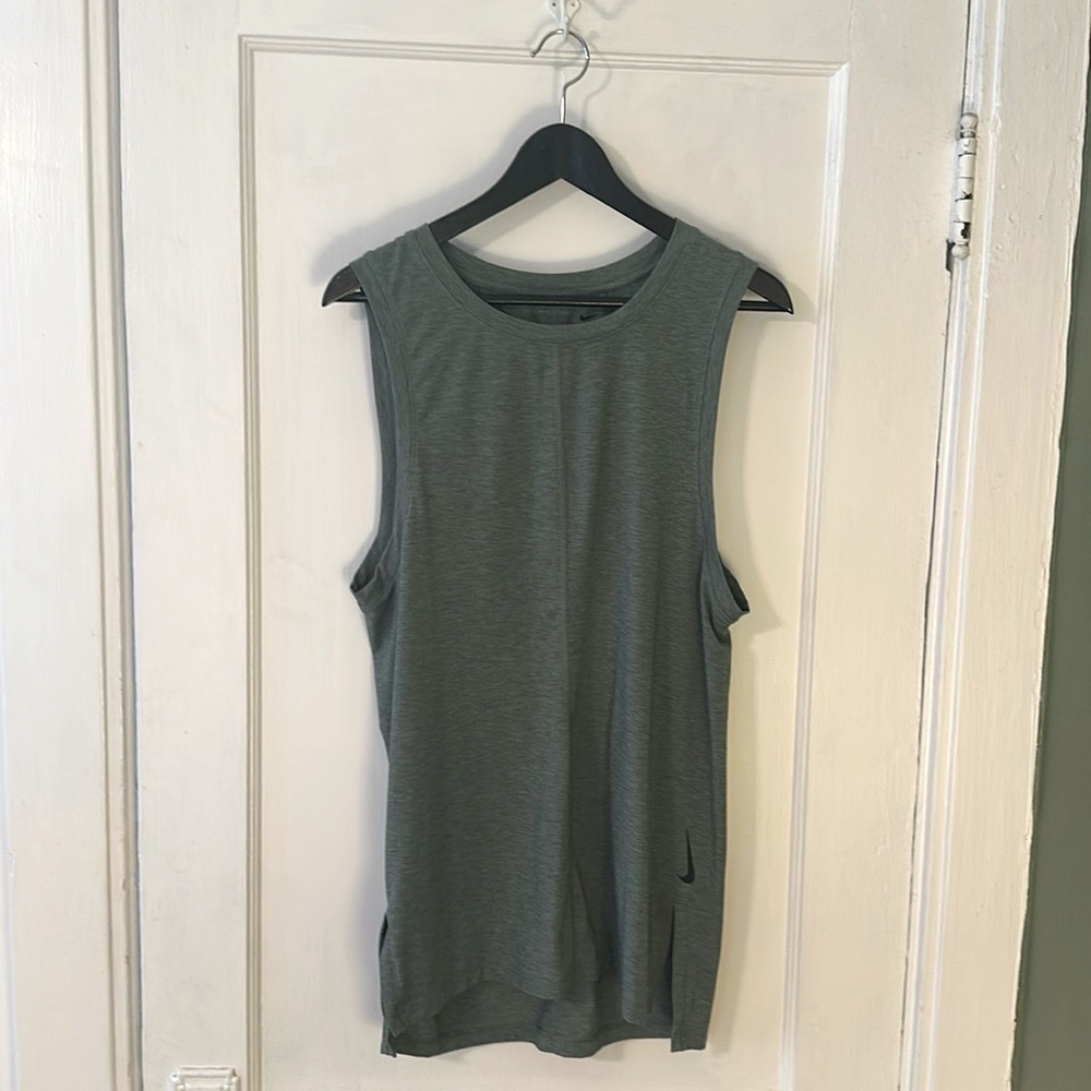 Nike Yoga Slim Fit Tank - Men’s S